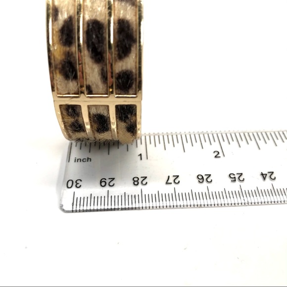 Faux Furry Fuzzy Leopard Print Clamper Bracelet - Picture 6 of 13